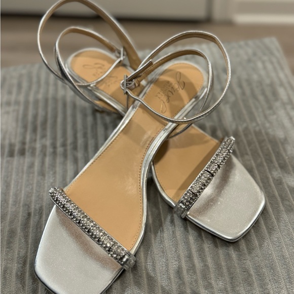 JEWEL BADGLEY MISCHKA CHARISMA KITTEN HEEL (SIZE 8) - Picture 9 of 12